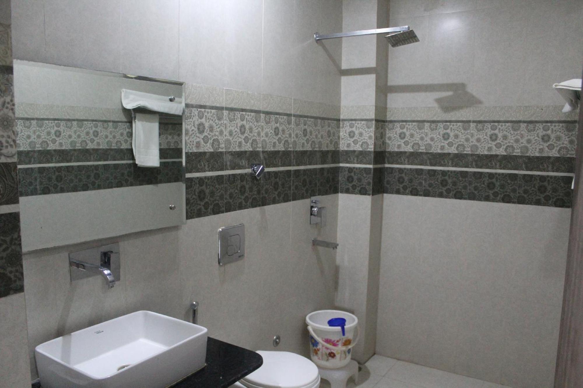 Bilberry Hotel Rewari ภายนอก รูปภาพ
