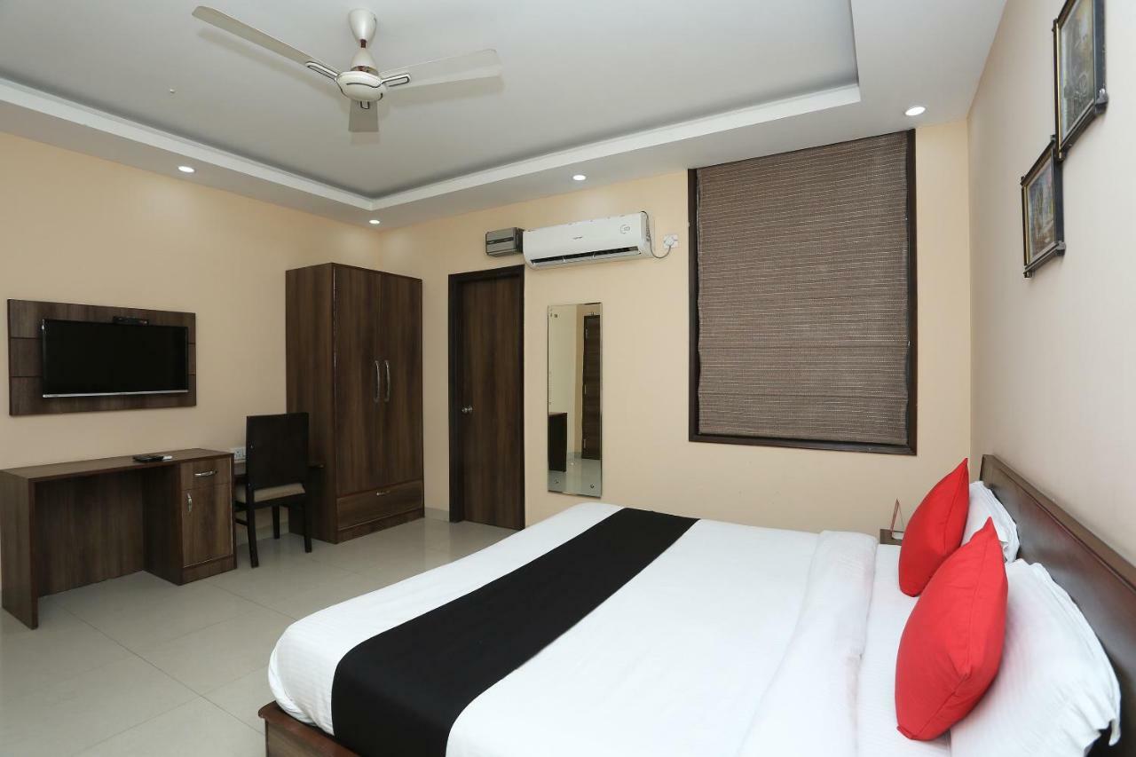 Bilberry Hotel Rewari ภายนอก รูปภาพ